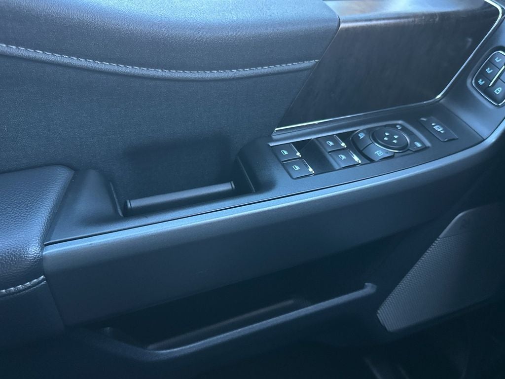 2025 Ford F-350SD Lariat