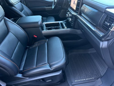 2025 Ford F-350SD Lariat