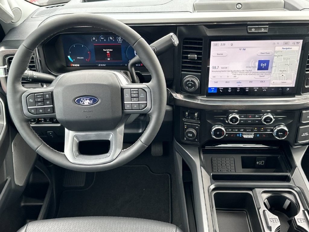2027 Ford F-350SD Lariat
