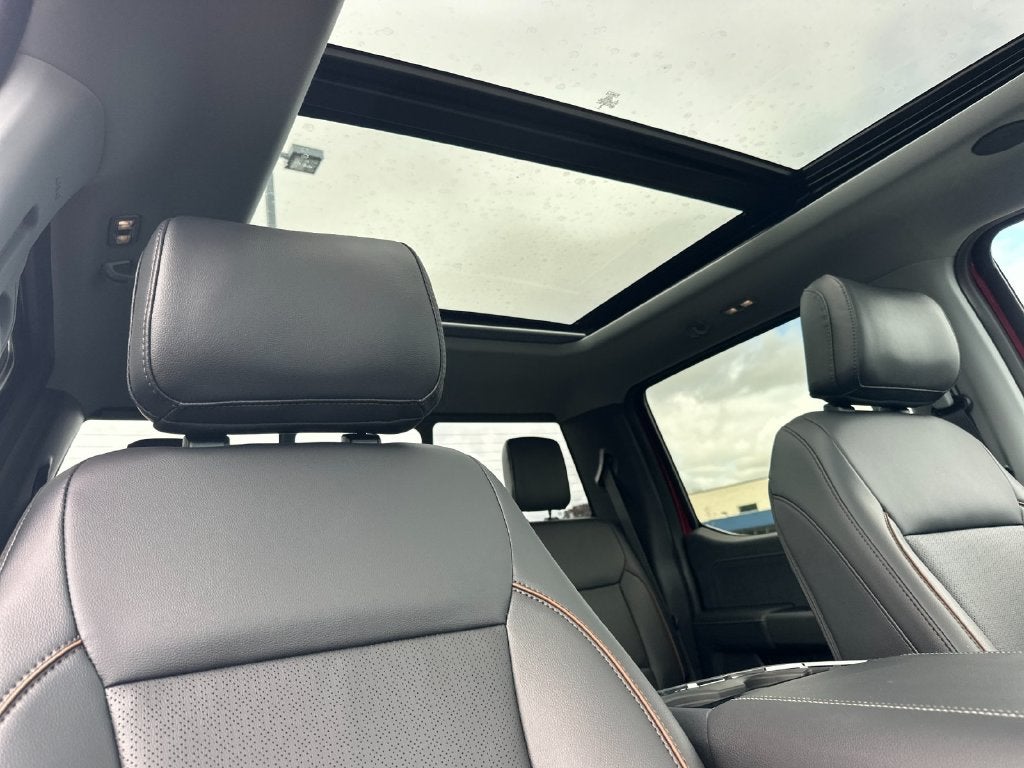 2027 Ford F-350SD Lariat