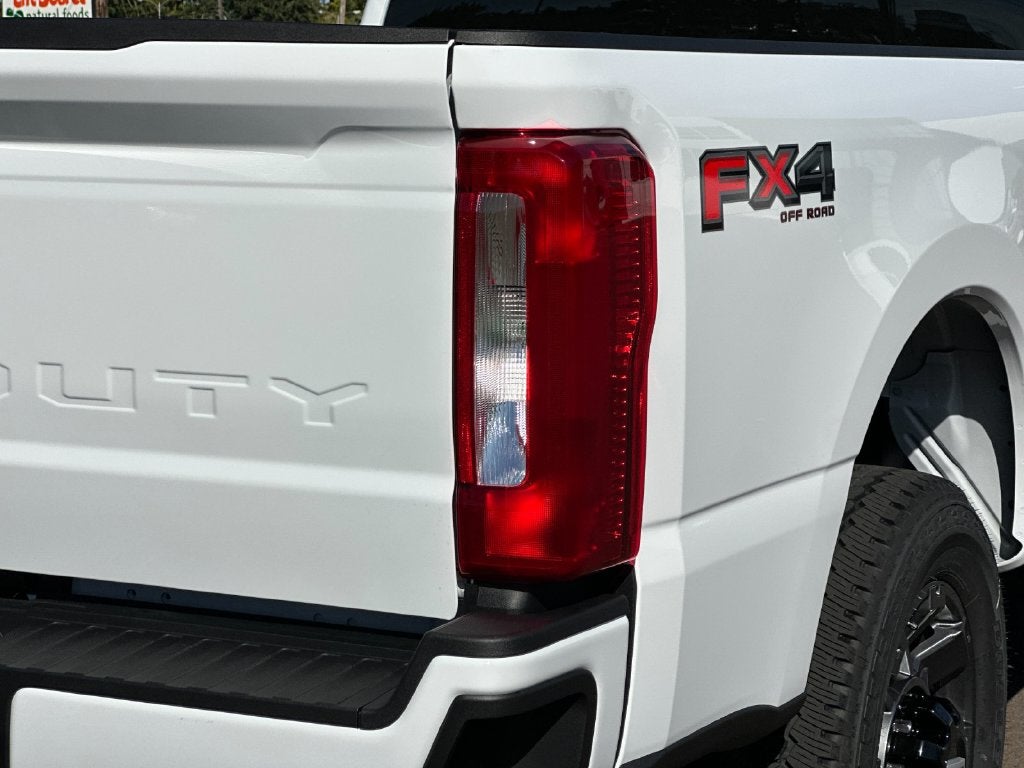2027 Ford F-350SD XL
