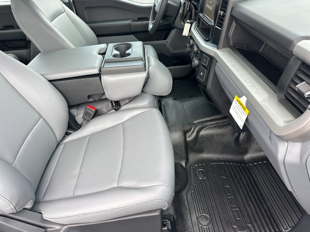 2027 Ford F-350SD XL