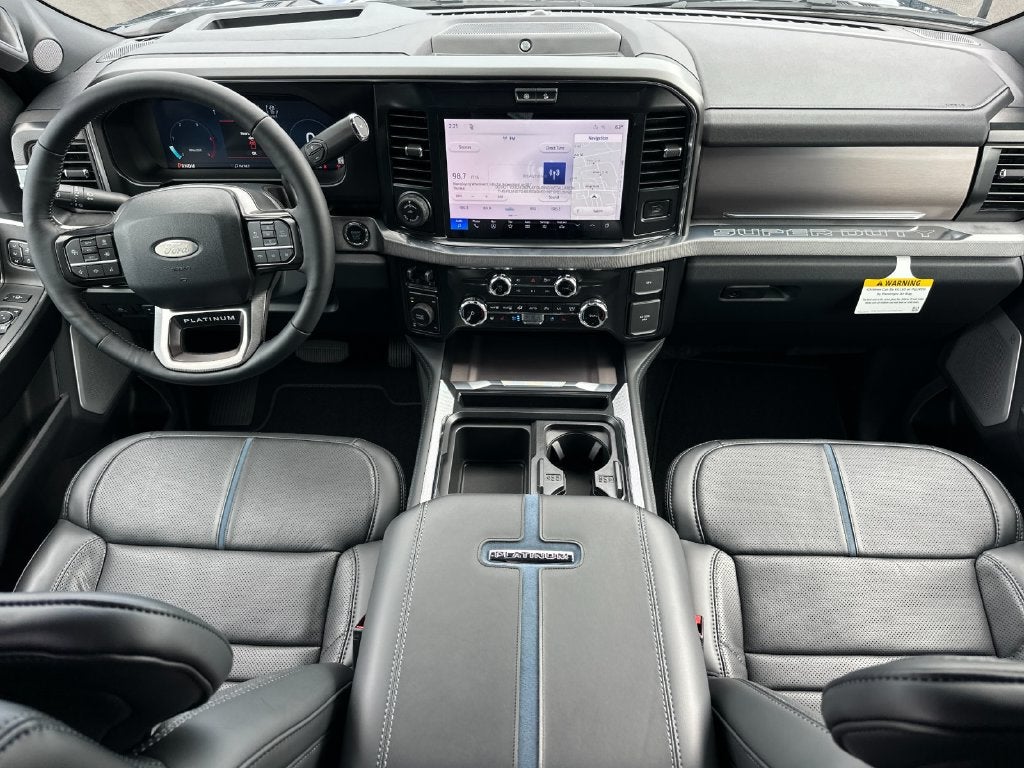 2027 Ford F-350SD Platinum
