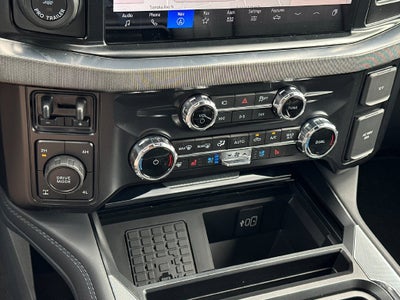 2027 Ford F-350SD Platinum