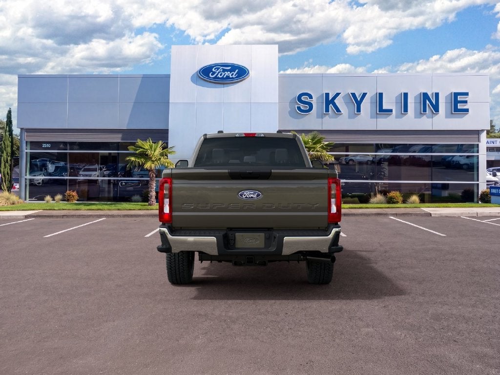 2027 Ford F-350SD XLT