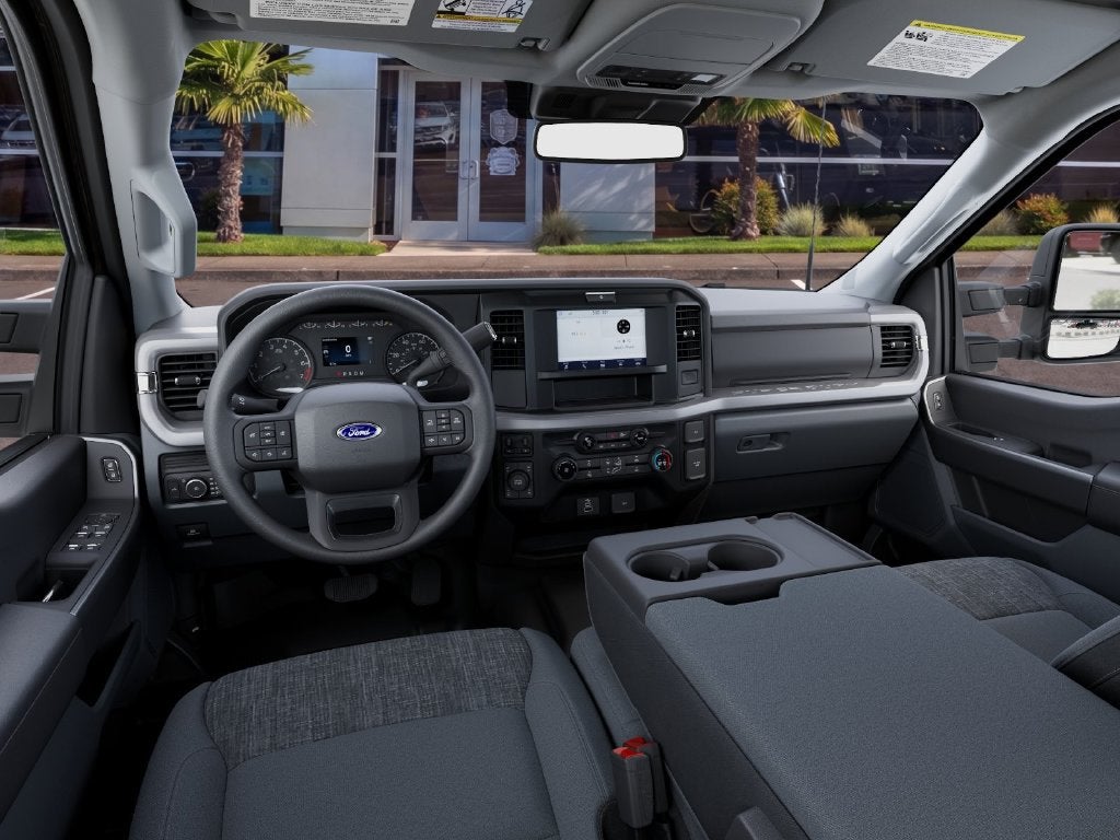 2027 Ford F-350SD XLT