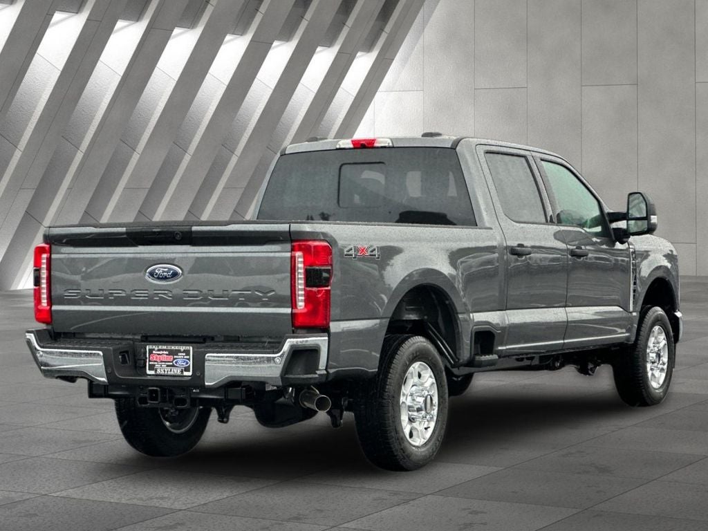 2026 Ford F-350SD XLT