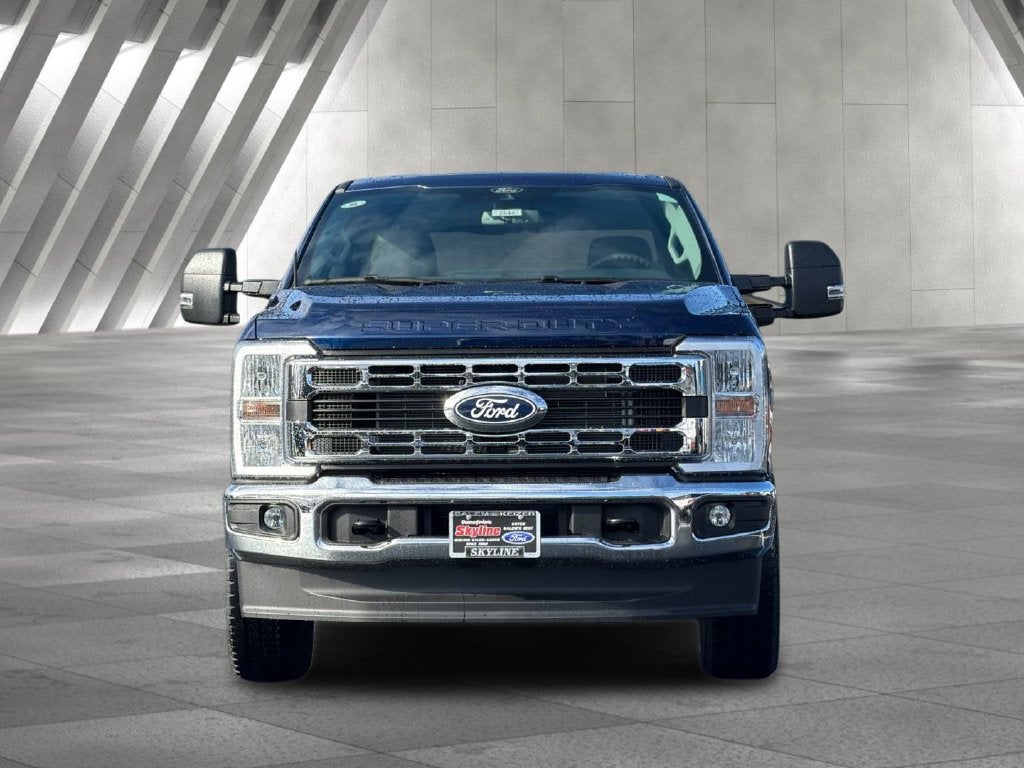 2027 Ford F-350SD XLT