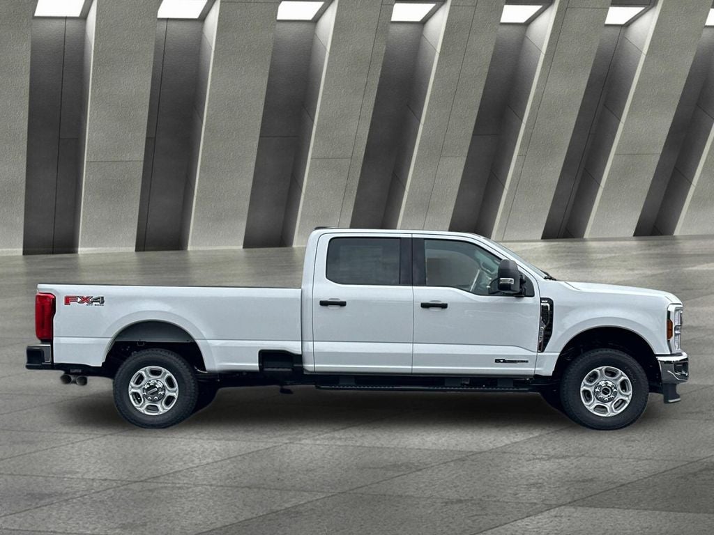 2026 Ford F-350SD XLT