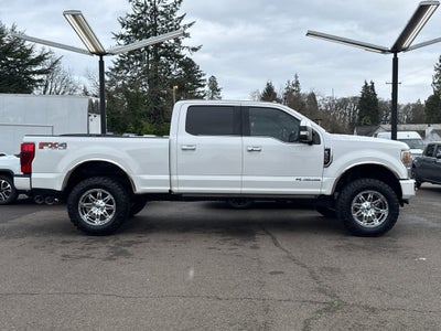 2022 Ford F-350SD Platinum