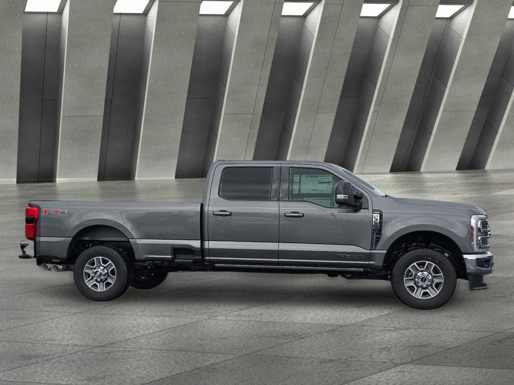 2025 Ford F-350SD Lariat