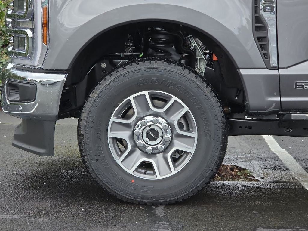 2025 Ford F-350SD Lariat