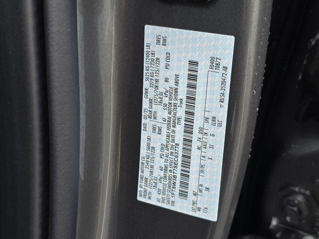 2025 Ford F-350SD Lariat