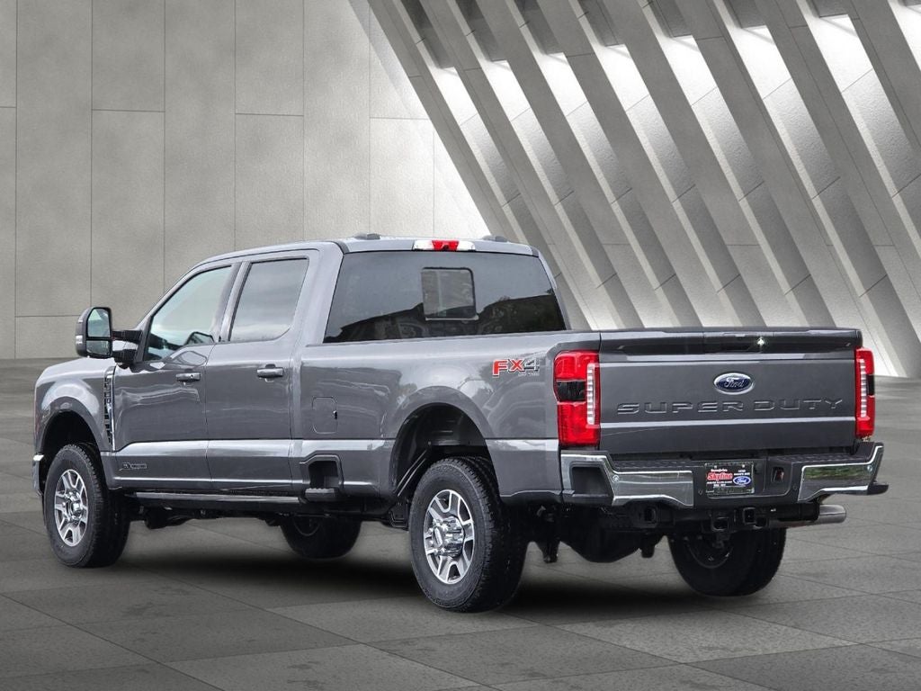 2025 Ford F-350SD Lariat