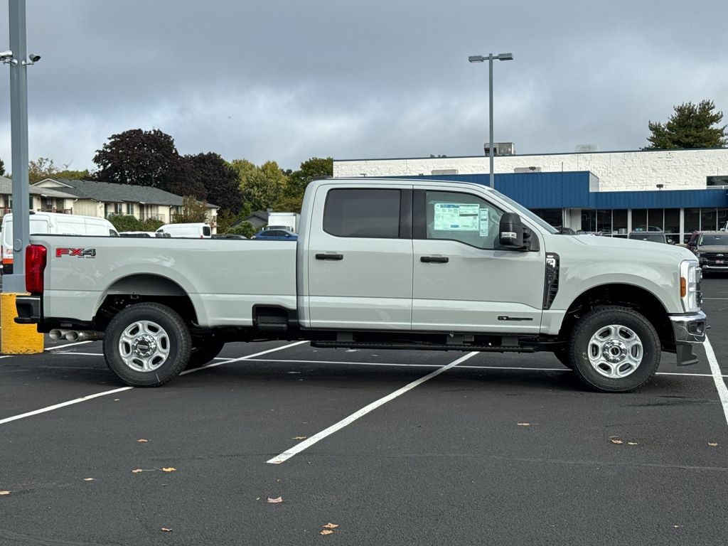 2026 Ford F-350SD XLT