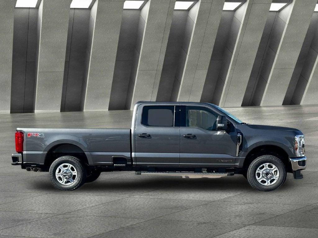 2026 Ford F-350SD XLT