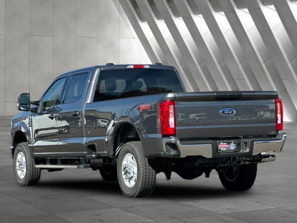 2026 Ford F-350SD XLT