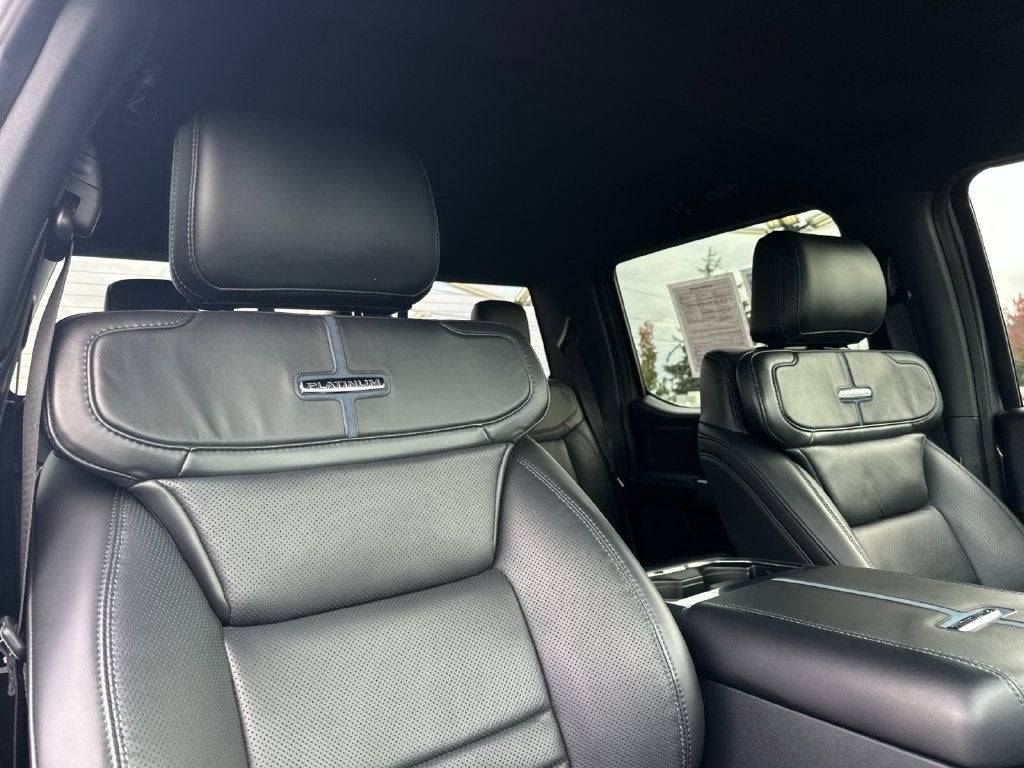2025 Ford F-450SD Platinum DRW