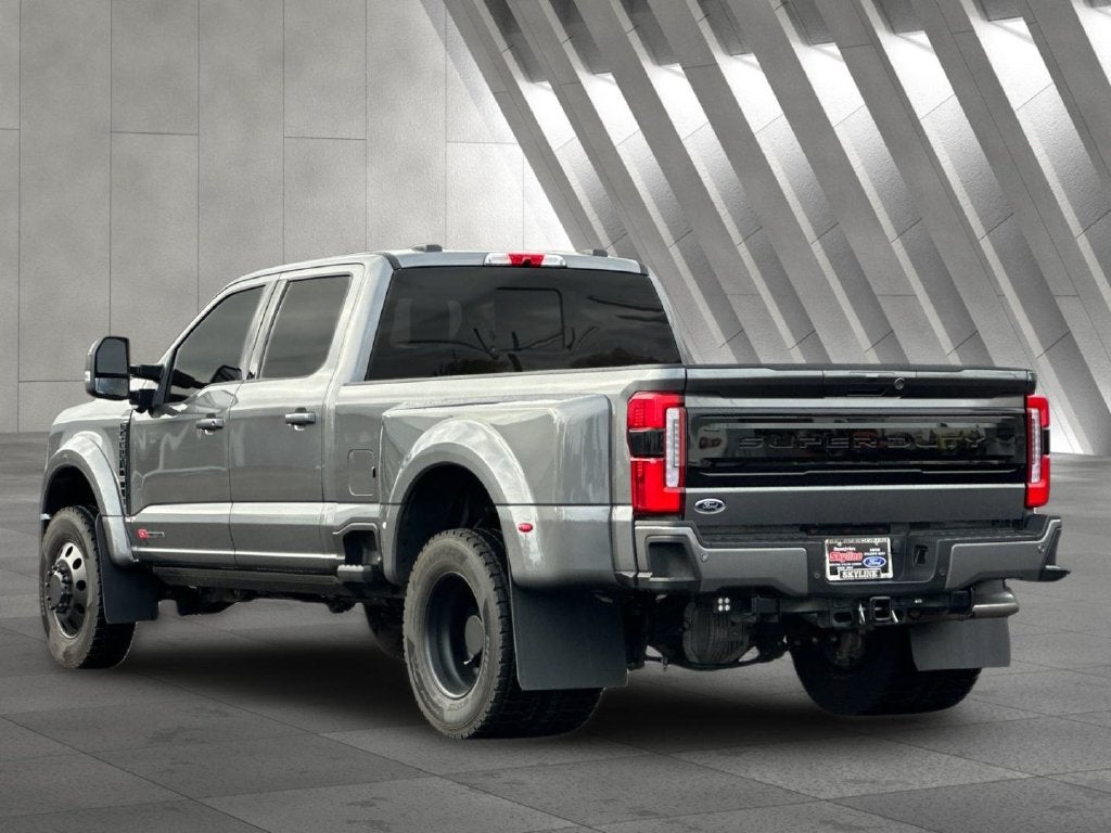 2025 Ford F-450SD Platinum DRW
