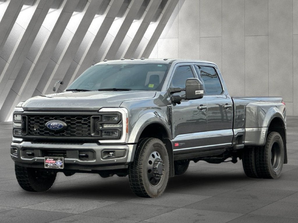2025 Ford F-450SD Platinum DRW