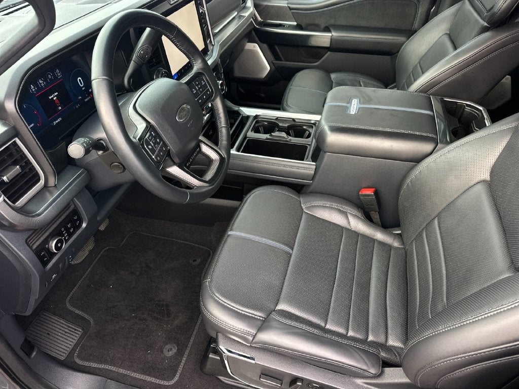 2025 Ford F-450SD Platinum DRW