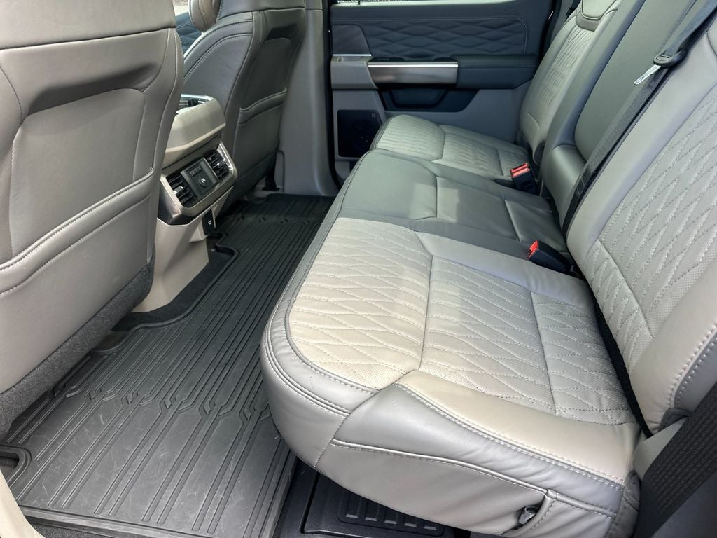 2025 Ford F-450SD Platinum DRW