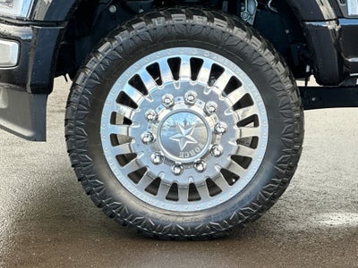2025 Ford F-450SD Platinum DRW
