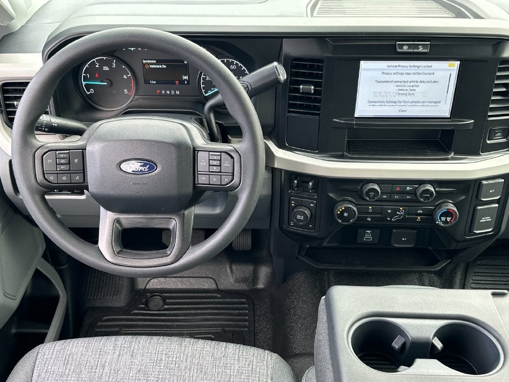 2027 Ford F-350SD XLT