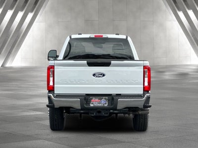2027 Ford F-350SD XLT