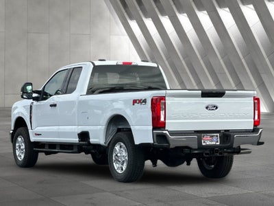 2027 Ford F-350SD XLT
