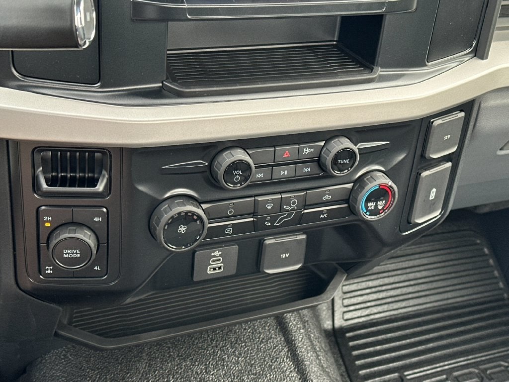 2027 Ford F-250SD XL