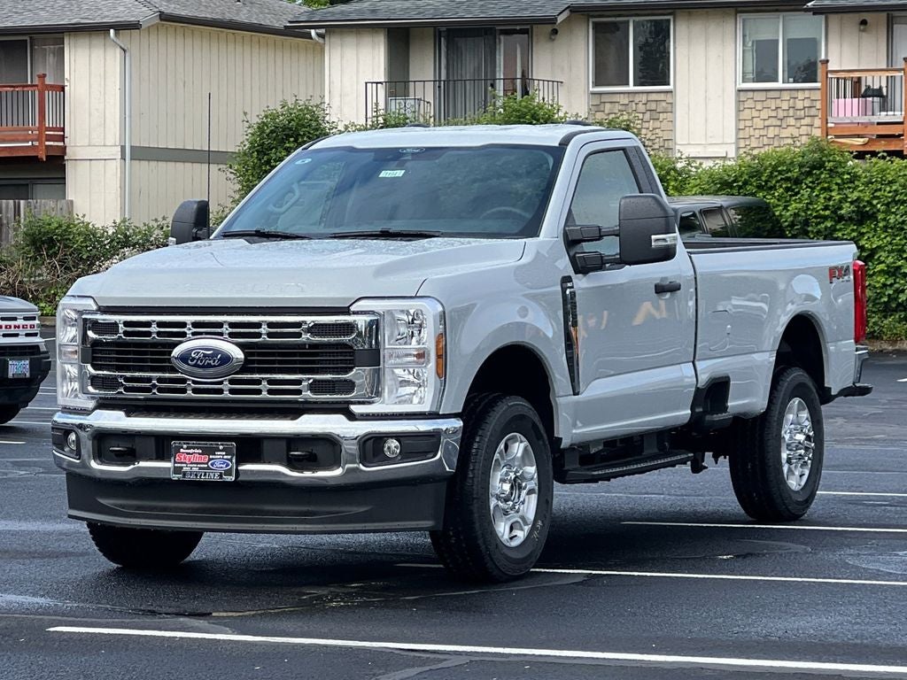 2025 Ford F-350SD XLT