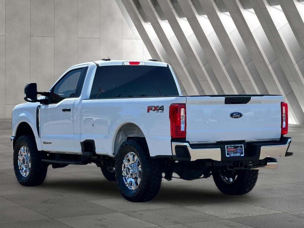 2023 Ford F-350SD XLT
