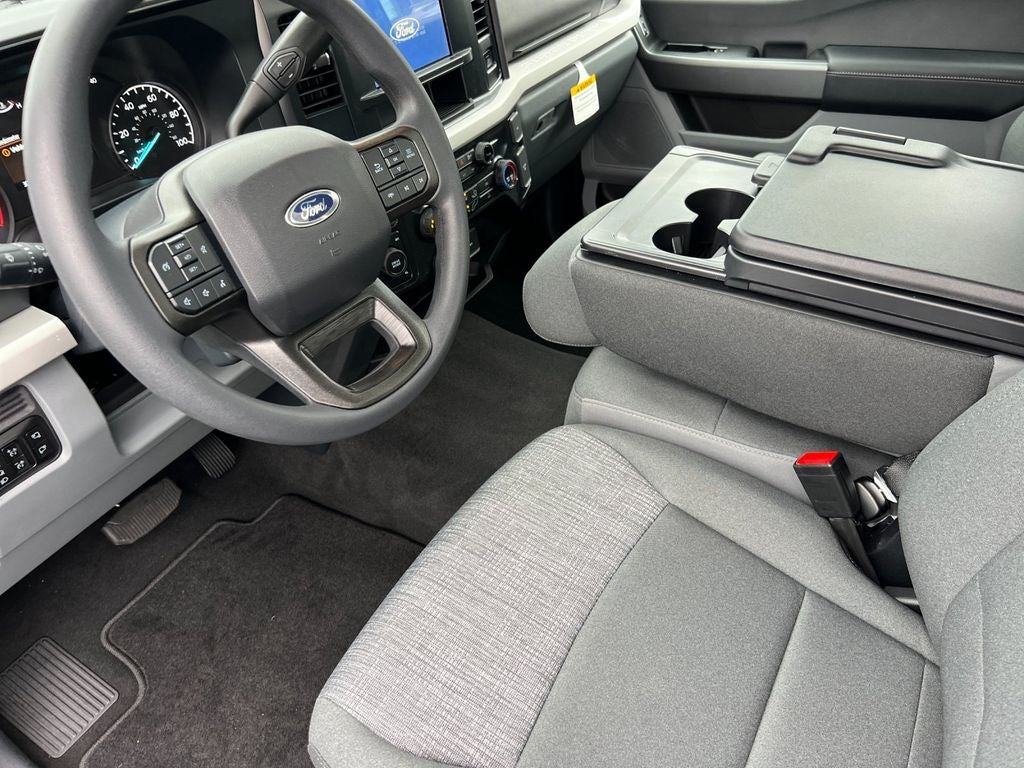 2026 Ford F-450SD XLT DRW