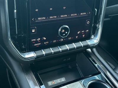 2025 GMC Yukon XL Elevation