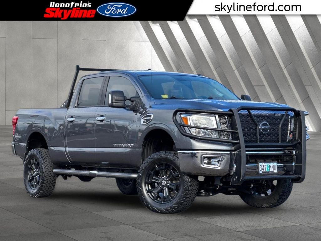 2017 Nissan Titan XD SV