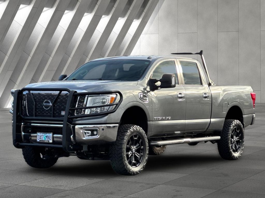 2017 Nissan Titan XD SV