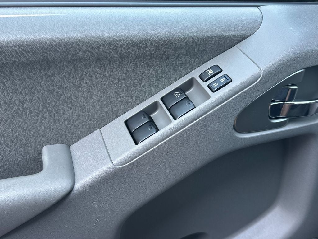 2017 Nissan Frontier Desert Runner