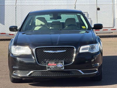 2015 Chrysler 300 Limited