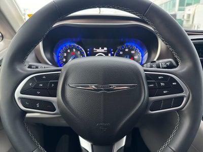 2024 Chrysler Voyager LX