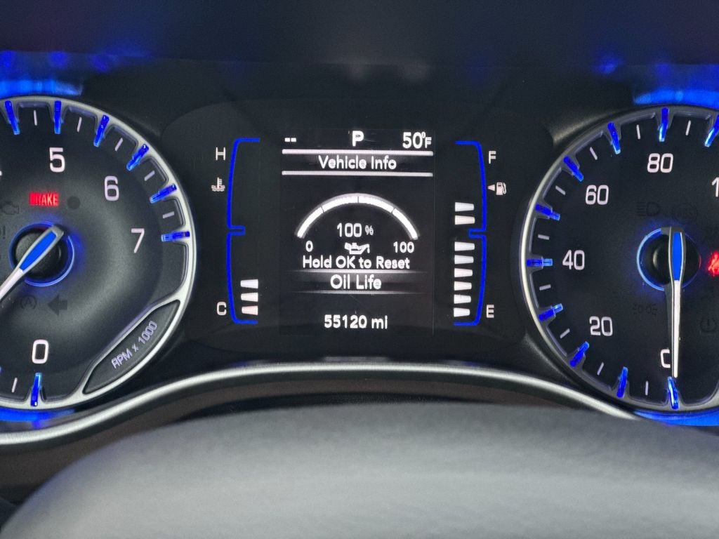 2024 Chrysler Voyager LX