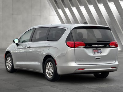 2024 Chrysler Voyager LX