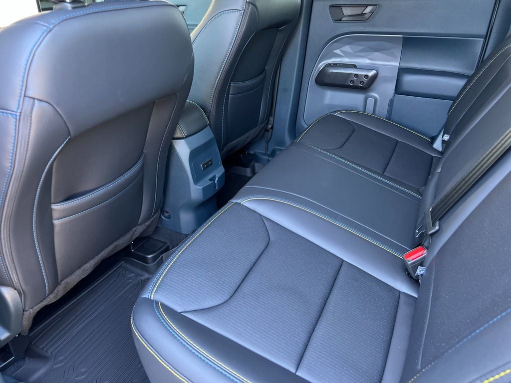 2025 Ford Maverick Lobo Standard