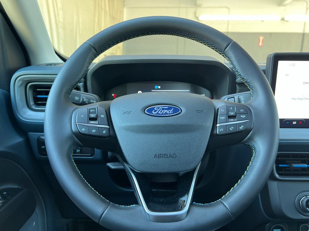 2025 Ford Maverick Lobo Standard