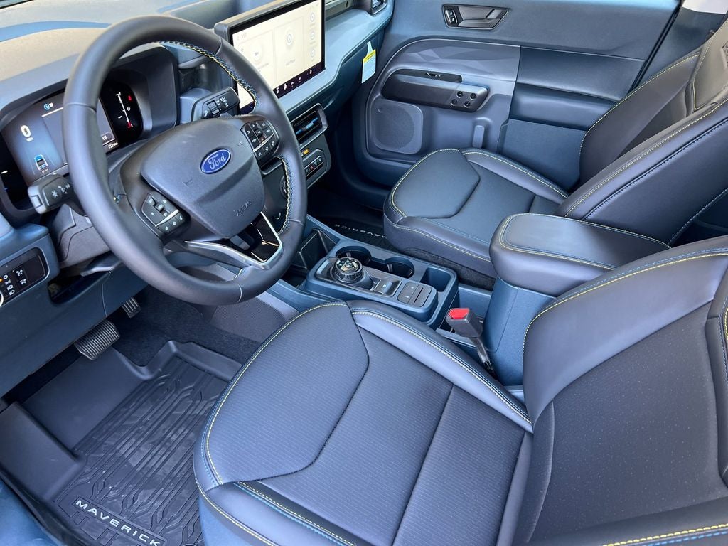 2025 Ford Maverick Lobo Standard