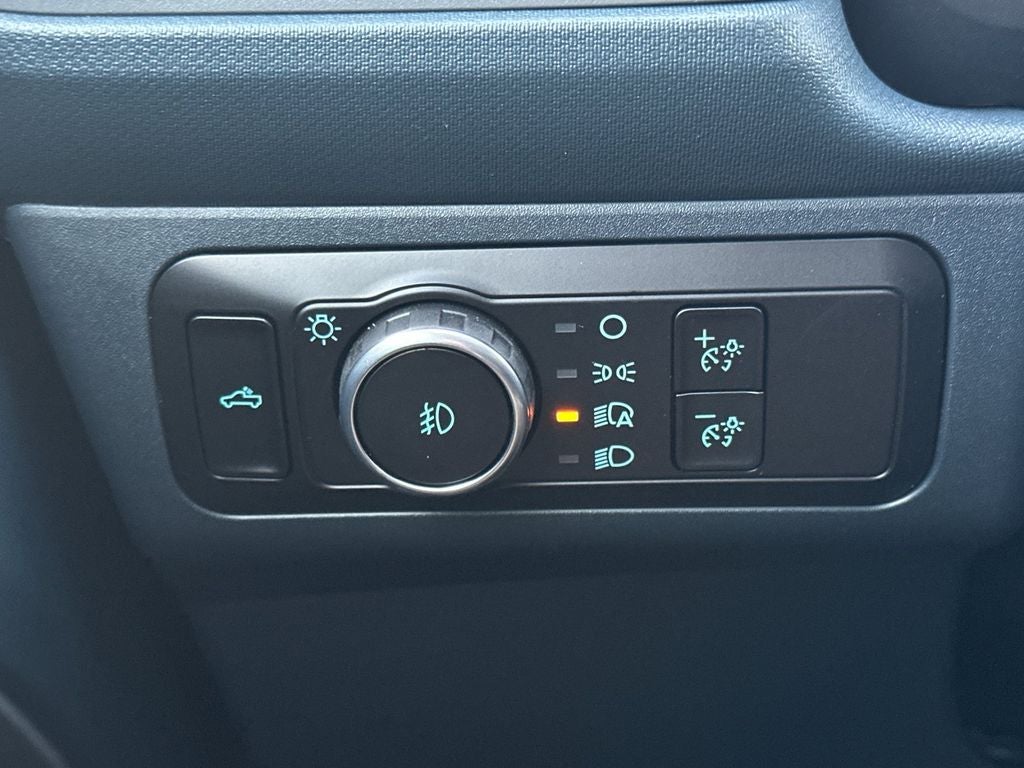 2026 Ford Maverick Lobo Standard