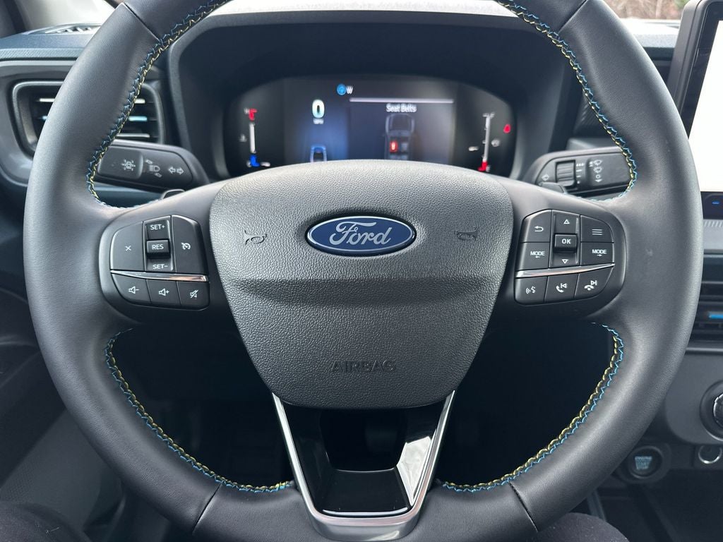 2026 Ford Maverick Lobo Standard