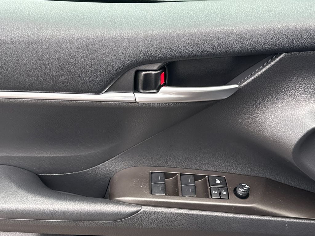 2024 Toyota Camry Hybrid SE