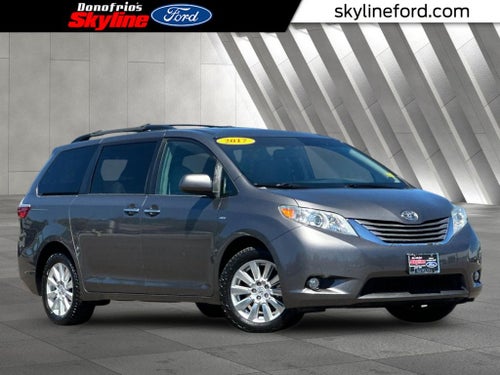 2017 Toyota Sienna XLE 7 Passenger