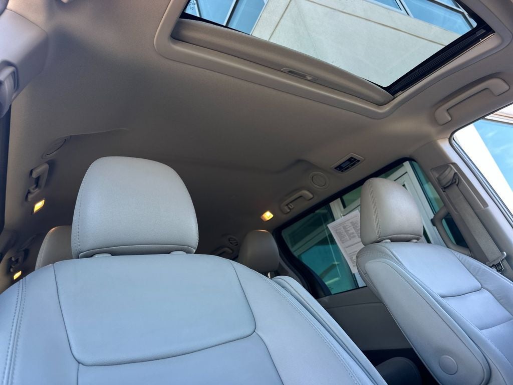 2017 Toyota Sienna XLE 7 Passenger